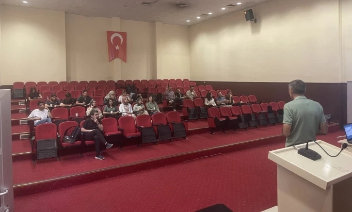  Yeni Başlayan Doktorlara Oryantasyon Eğitimi Verildi