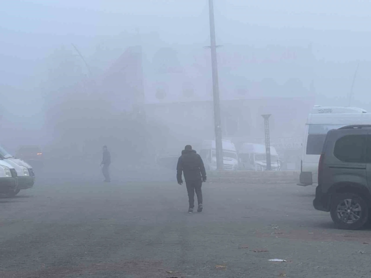 Yoğun Sis, Sürücülere Zor Anlar Yaşattı