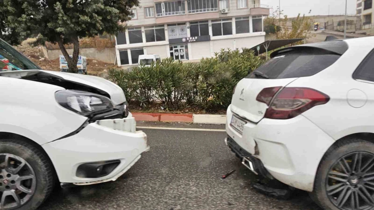 Yoğun Sis, Trafik Kazasına Sebep Oldu