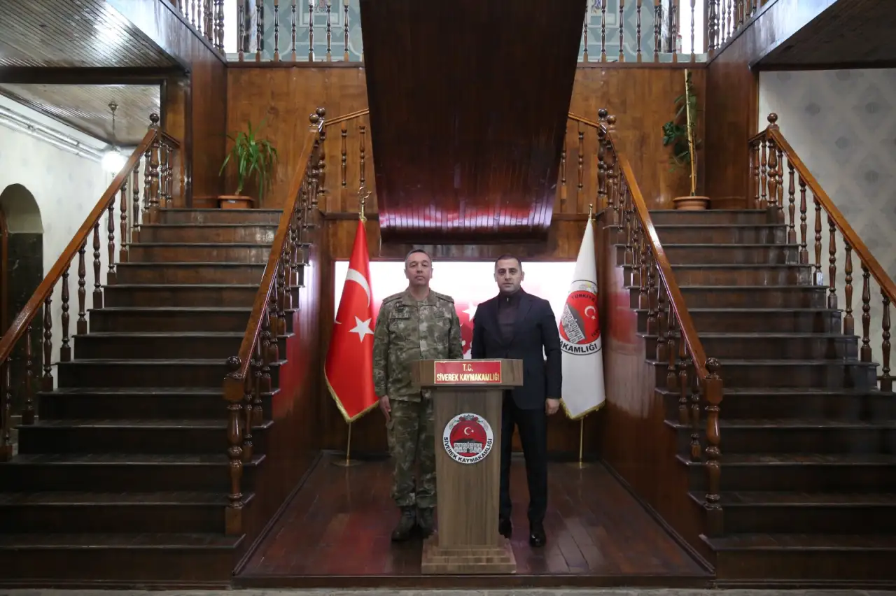 20. Zırhlı Tugay Komutanı’ndan Siverek Kaymakamlığa Anlamlı Buluşma