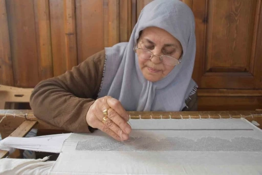 70 Yaşındaki Fatma Cin, Antep İşi Nakış Sanatıyla 200 Bin TL Değerinde Eserler Üretiyor