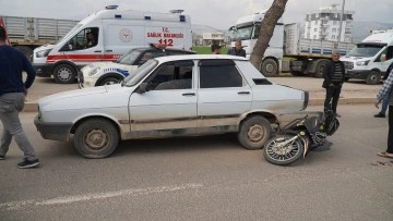 Adıyaman'da Otomobil ile Motosiklet Çarpıştı: 1 Kişi Yaralandı