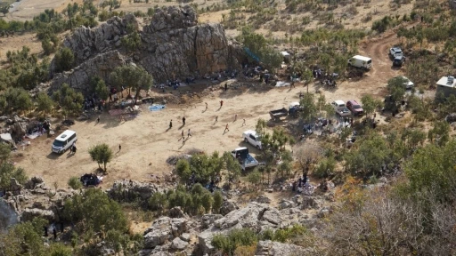 Altın Kuşak Köyü’nde 400 Yıllık Kış Hazırlığı Gelenekleri Devam Ediyo