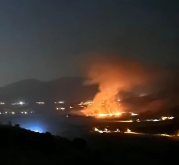 Anız Yangını: Kilometrelerce Uzaklıktan Görüntülendi