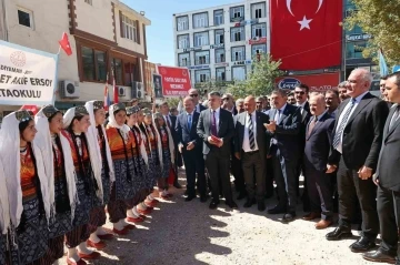 Bakan Yusuf Tekin, Dünyanın İlk ve Tek Eğitim Bayramı Olan Besni Eğitim Bayramı’na Katıldı