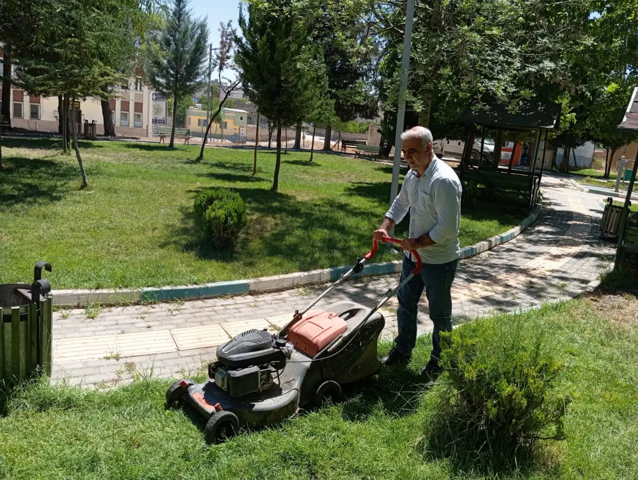 Bozova Belediyesinin Vefasızlığı: Gazeteci Abdurrahman Elçi’nin Görev Değişimi