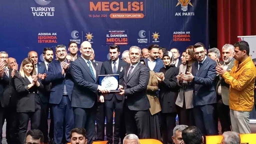  CHP’den İstifa Eden 514 Kişi AK Parti’ye Katıldı