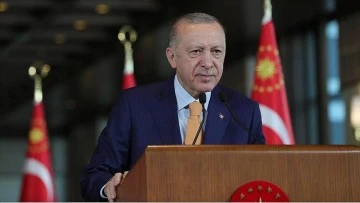 Cumhurbaşkanı Erdoğan'dan A Milli Futbol Takımı'na Tebrik Telefonu