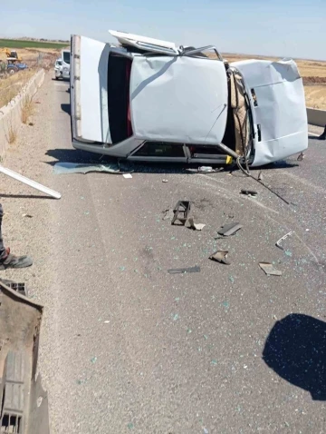 Diyarbakır’da İki Otomobil Kafa Kafaya Çarpıştı: 4 Yaralı