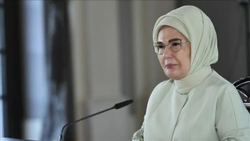 Emine Erdoğan: Millet Olarak Yürek Yüreğe, Gönül Gönüle Verdikçe Hiçbir Güç Milli İrade Karşısında Duramaz