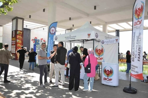 Emniyetten Dicle Üniversitesi’nde Terörle Mücadele Bilgilendirmesi