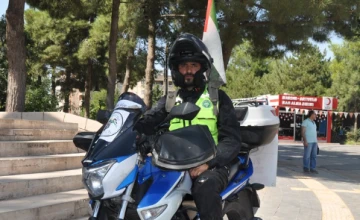 Filistin Halkına Destek İçin Motosikletiyle Yollara Düşen Hasan Cincik Mardin’e Ulaştı