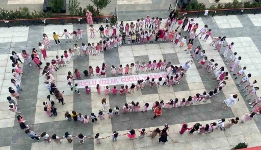 Final Okulu Kız Öğrencilerden Güçlü Mesaj: Farkındalık ve Hak Mücadelesi