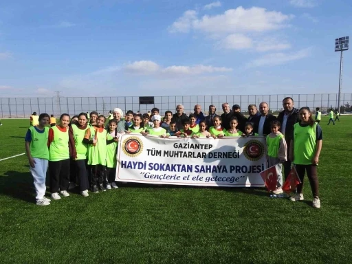 “Haydi Sokaktan Sahaya” Projesi ile Geleceğin Futbol Yıldızları Yetişiyor