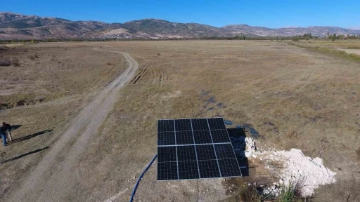 Hayvancılık İçin Güneş Enerjili Sondaj Kuyusu Açıldı