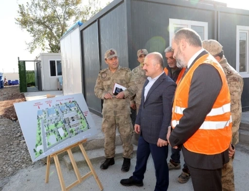 İl Jandarma Komutanlığı’nın Yeni Hizmet Binası İnşaatını İnceledi