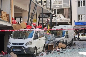 İzmir'deki Patlamanın Ardından Zarar Tespit Çalışmaları Başladı