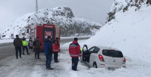 Kar Fırtınasında Mahsur Kalan Aile Ölümden Döndü!