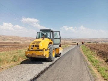  Köy Yolları Yenileniyor