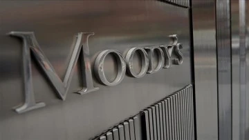 Moody's Türkiye'nin Kredi Notunu İki Kademe Artırdı