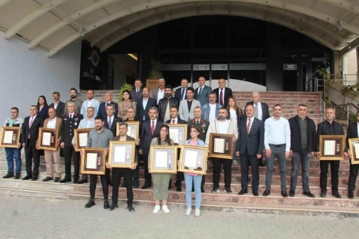  15 Şehit Ailesine Devlet Övünç Madalyası Takdim Edildi