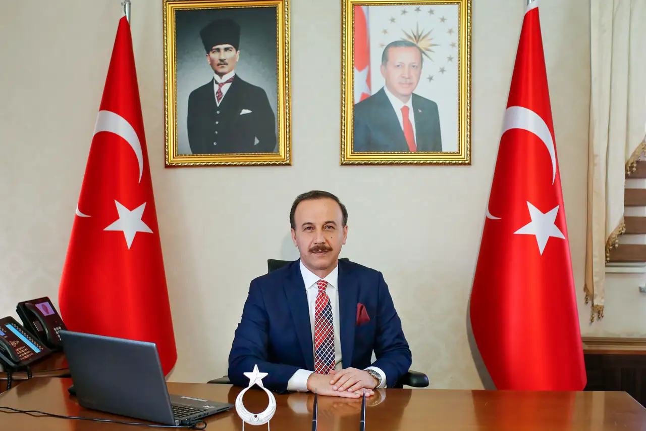 Eski Şanlıurfa Valisi Abdullah Erin, Isparta Valiliğine Atandı