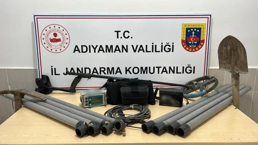  Tarihi Sit Alanında Kaçak Kazı! Jandarmadan Operasyon