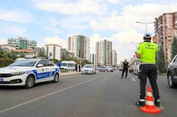 Polis Ekipleri Yeni Eğitim Dönemi İçin Sahada