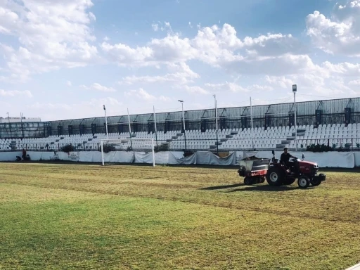 Şilbe Spor Tesisleri 2 Nolu Çim Sahayı Yeniledi