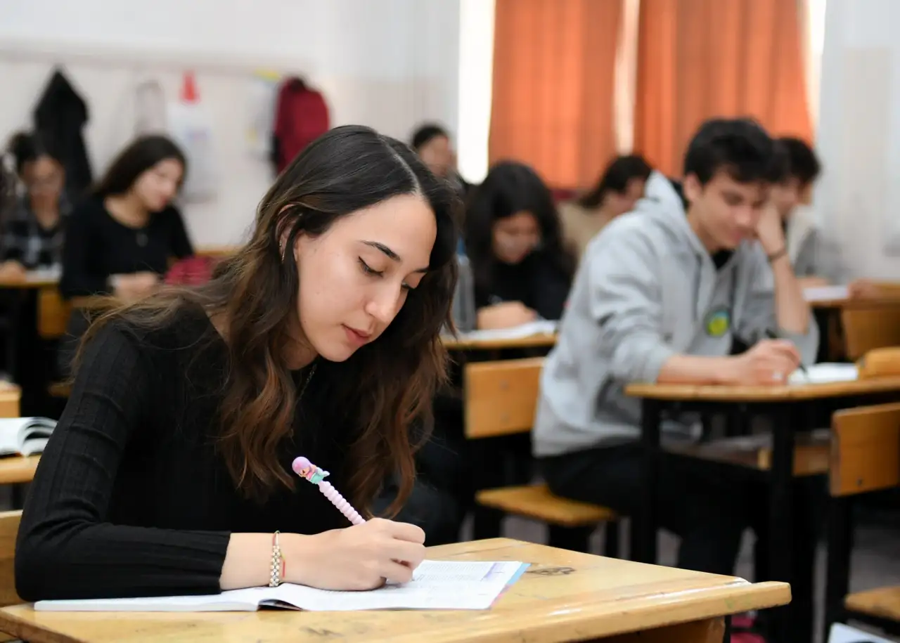 Siverek İlçe Milli Eğitim Müdürlüğü’nden Öğrencilere Destek