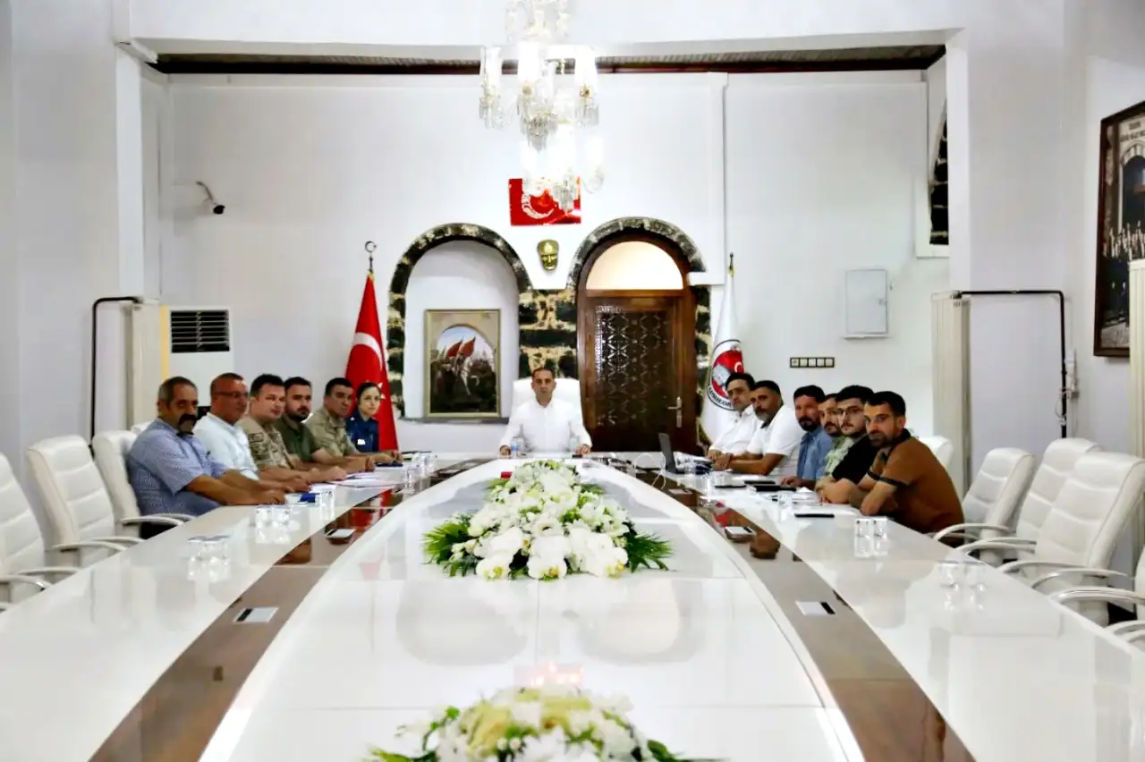 Siverek Kaymakamlığında AFAD Konutları Hakkında Toplantı Gerçekleşti