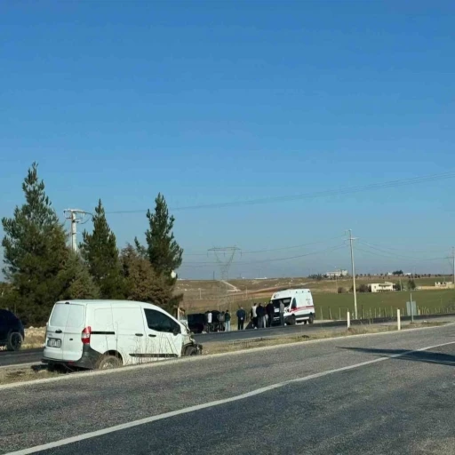 Trafik Kazası İki Kişi Yaralandı