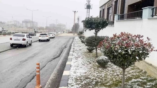 Uzun Zamandır Beklenen Kar Yağışı Başladı