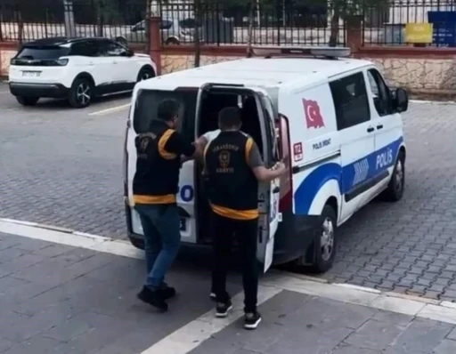 Viranşehir'de Otomobil ve Motosiklet Hırsızı Yakalandı