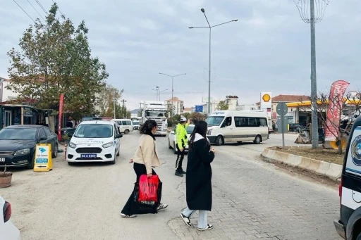 Yayalara Trafik Güvenliği Eğitimi Kurallar Hayat Kurtarır