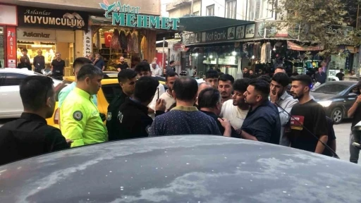 Yol Verme Tartışması Kavgaya Dönüştü: Polis Müdahale Etti