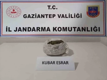 Yolcu Otobüsünde 1,5 Kilo Esrar Ele Geçirildi