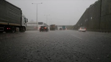 Yurdun Kuzeydoğu Kesimlerinde Kuvvetli Sağanak Uyarısı